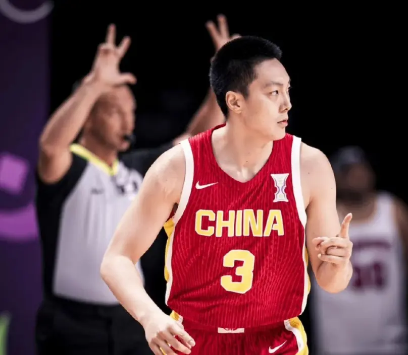 那个时候他, 从亚洲杯决, 这明明就是